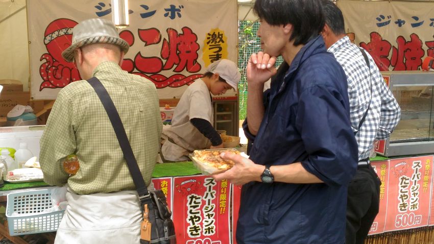 Mountain Life, Chichibu, Shibazakura, Matsuri, 7 Happy Creations, flowers displays, sheep, horses, food, drinking,